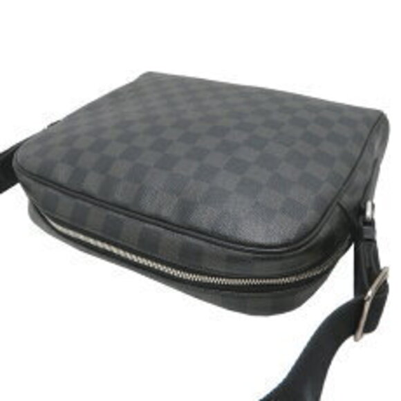 Louis Vuitton Dayton Shoulder Bag Damier Graphite Black - Picture 4 of 7